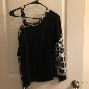 Off-the-shoulder Top